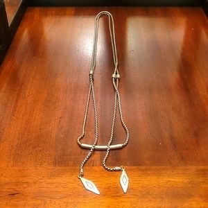 Costume jewelry. Adjustable with no clasp.